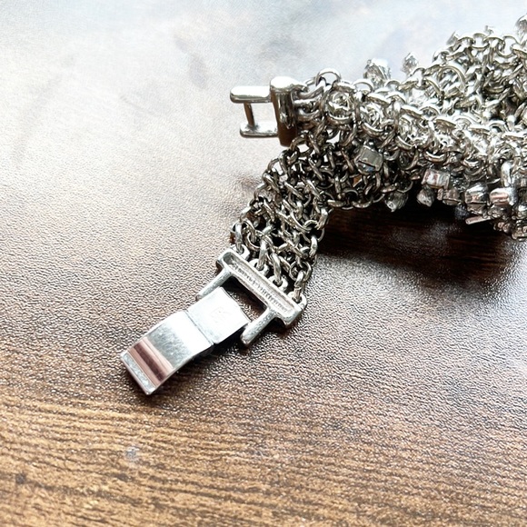 Banana Republic Bracelet - Picture 5 of 8